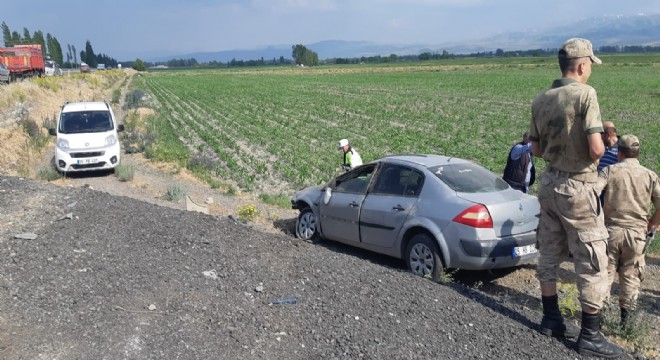  Pasinler de trafik kazası: 2 yaralı 